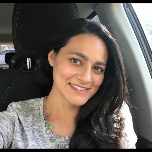 💕 Meet Your Posher! 💕 - Picture 2 of 5